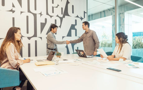 20 Entrepreneurs reveal their first hire story: How & When they grew their team